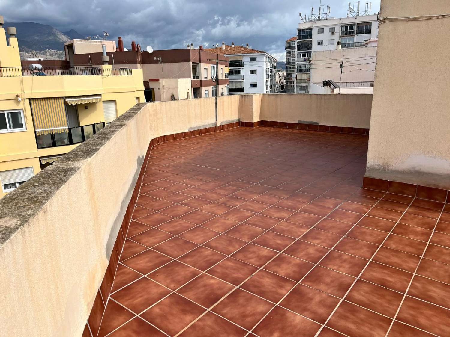 Renovated 2 bedrooms 1 bathroom terrace and pool