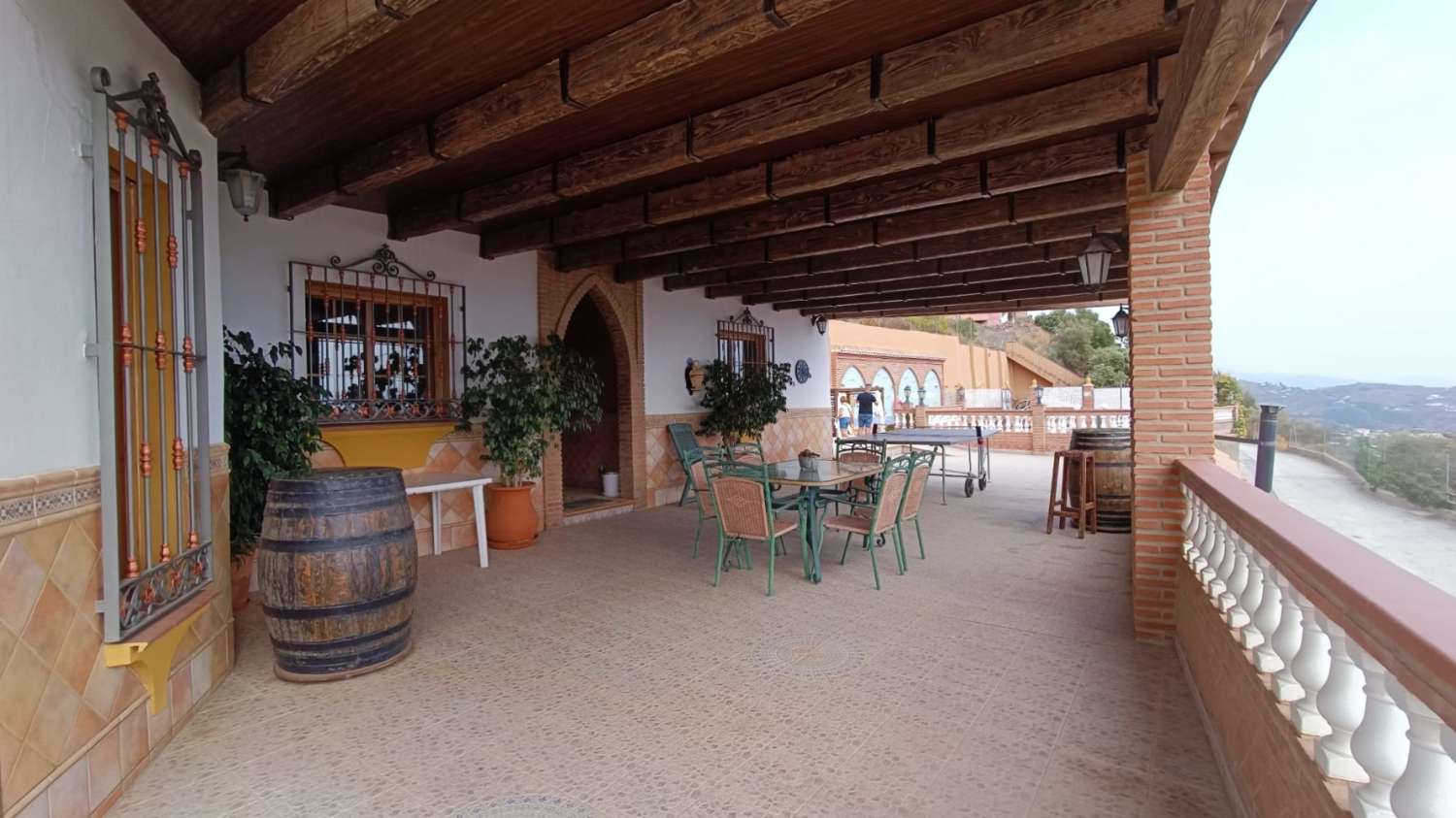 KOMFORTABEL OG LUKSURIØS CHALET I LANDLIGT OMRÅDE