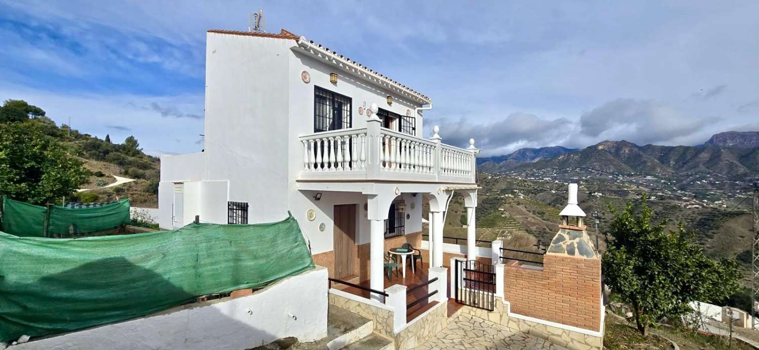 CASA DE CAMPO cercano del pueblo de TORROX