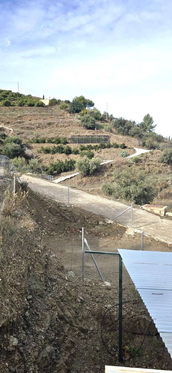 CASA DE CAMPO cercano del pueblo de TORROX