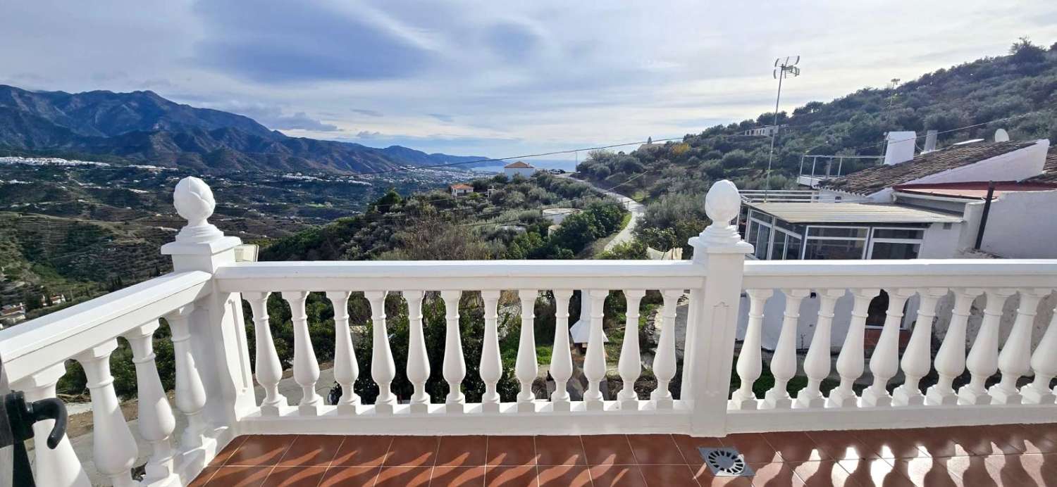 CASA DE CAMPO cercano del pueblo de TORROX