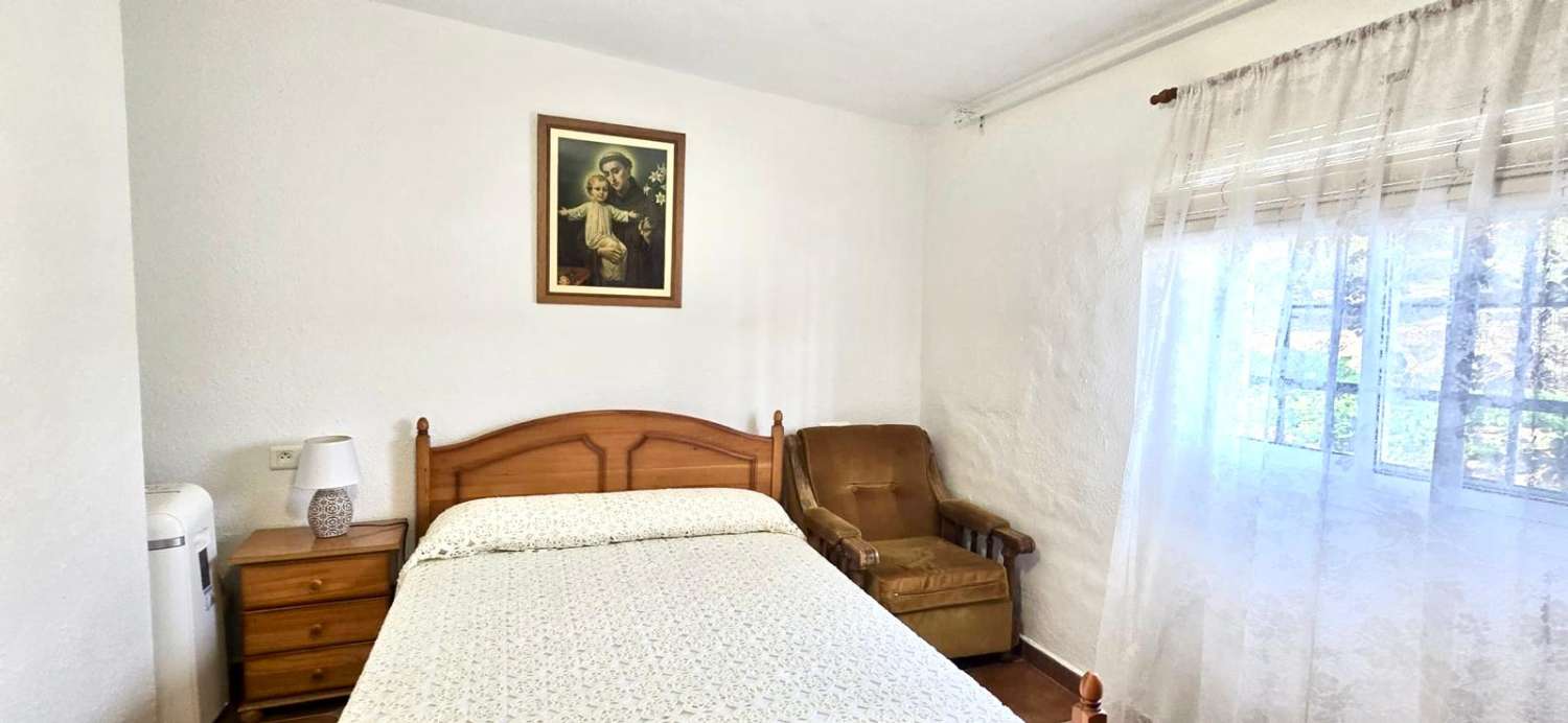 CASA DE CAMPO cercano del pueblo de TORROX