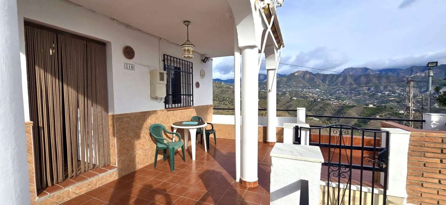 CASA DE CAMPO cercano del pueblo de TORROX