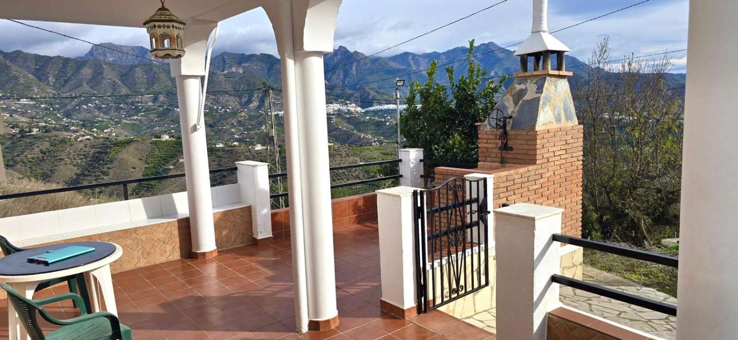 CASA DE CAMPO cercano del pueblo de TORROX