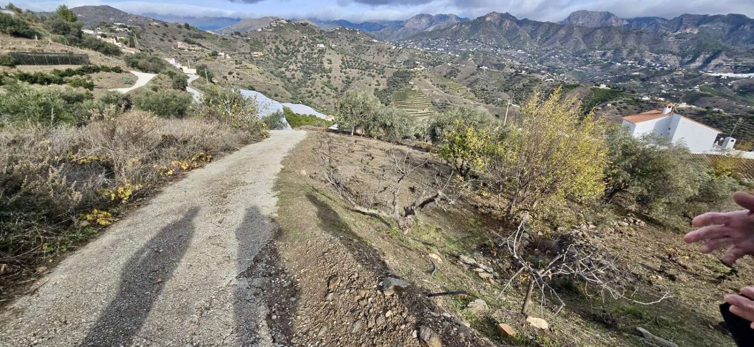 CASA DE CAMPO cercano del pueblo de TORROX