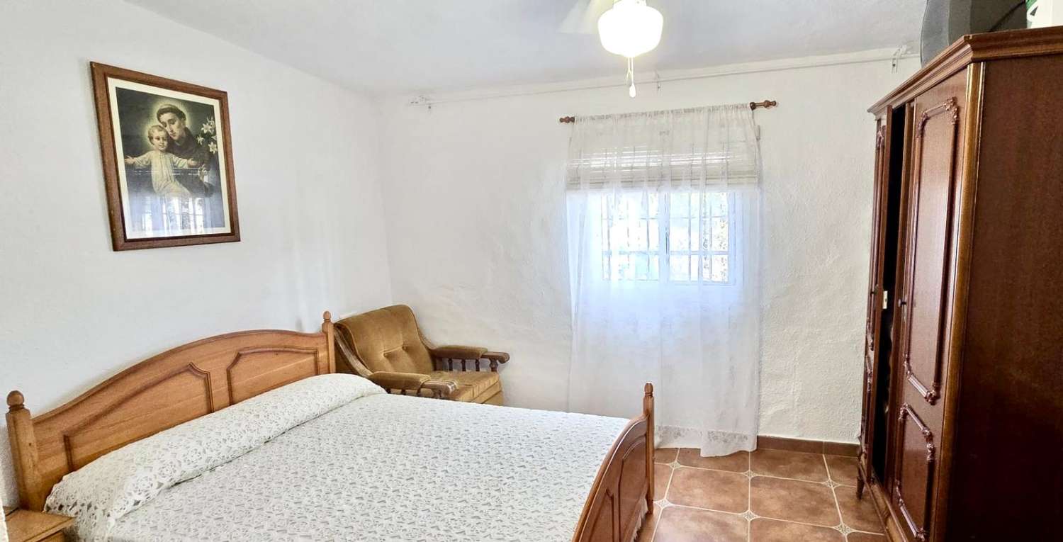 CASA DE CAMPO cercano del pueblo de TORROX