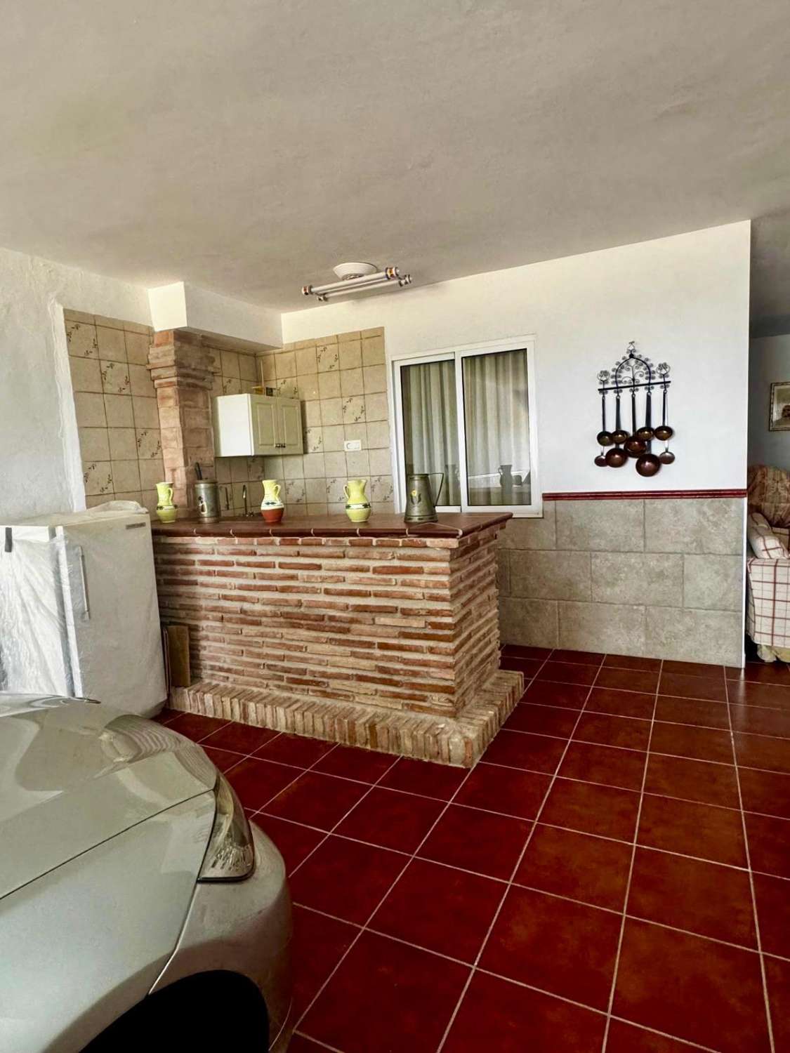 CASA ADOSADA con 4 DORMITORIOS 3 BAÑOS , con gran terraza y vistas mar