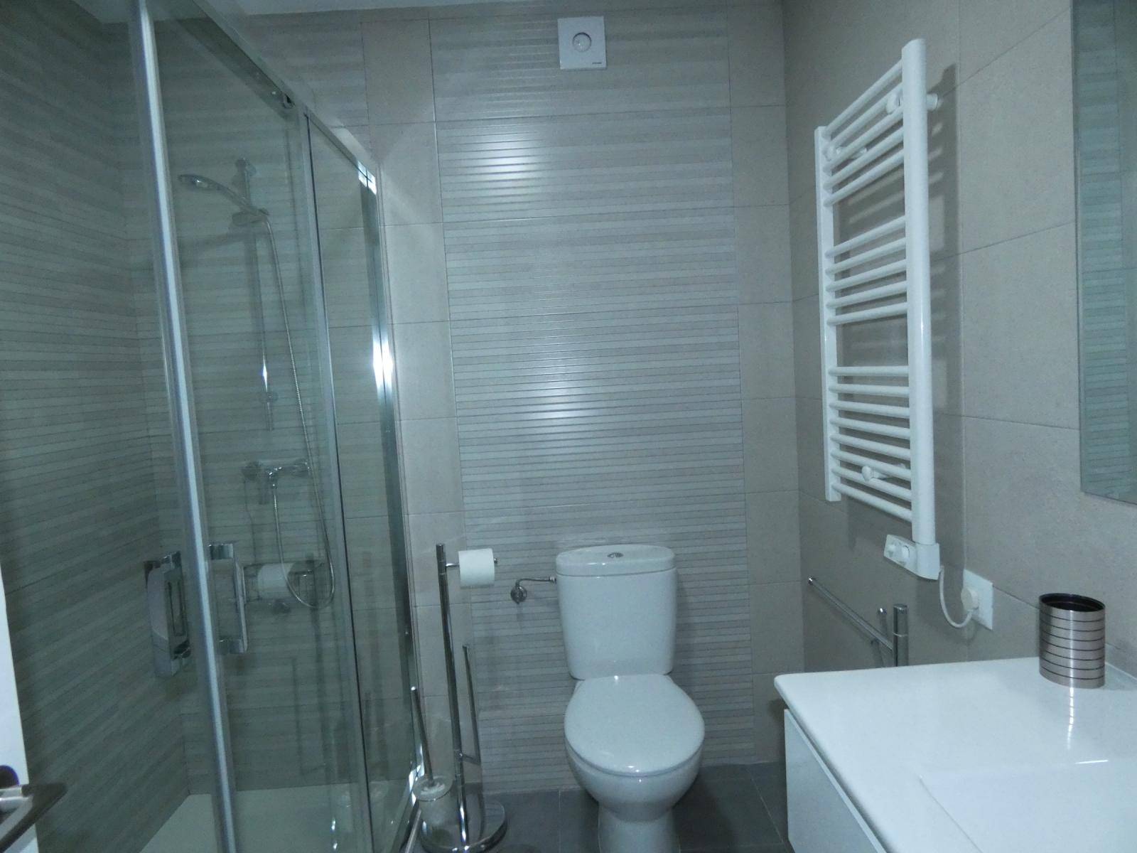 TORROX COSTA Prachtig en modern, met een adembenemend uitzicht op de boulevard en het strand van Ferrara.