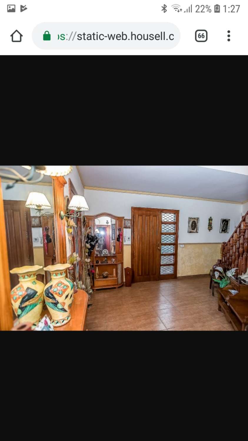 Xalet en venda in Linares