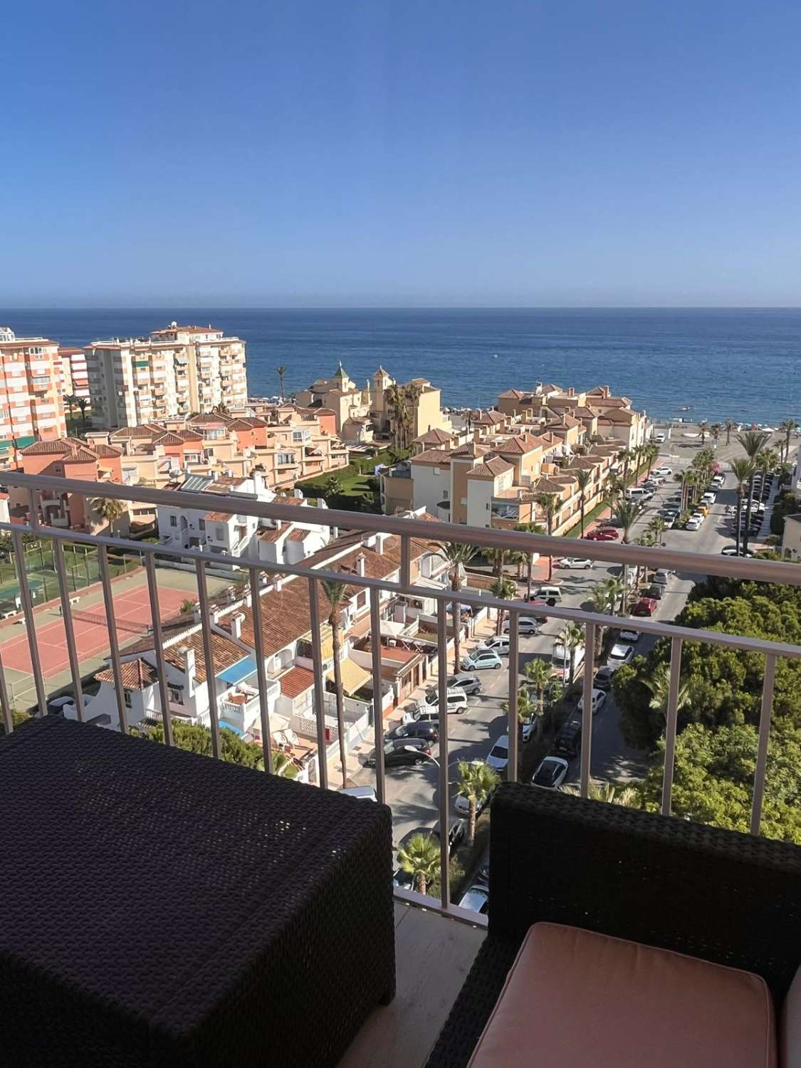 DOS DORMITOROS CON PISCINA