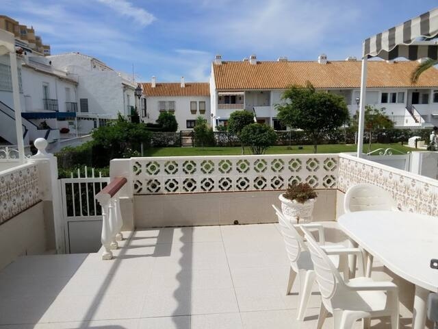 Spacious and practical with 3 bedrooms 2 bathrooms in Pueblo ANdaluz