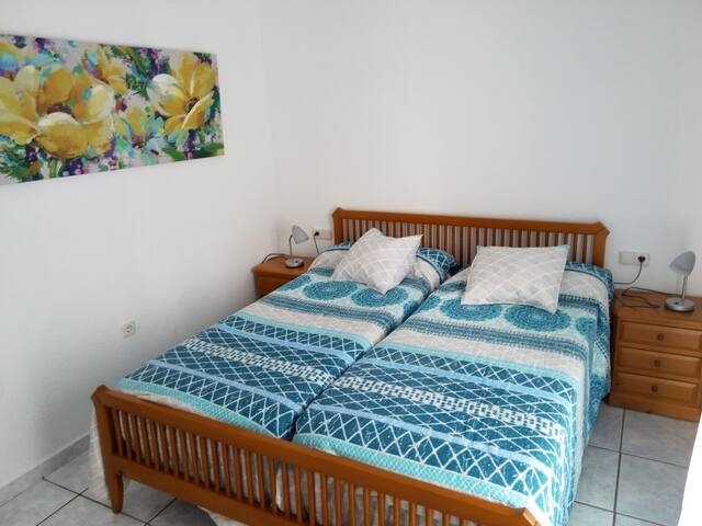 Spacious and practical with 3 bedrooms 2 bathrooms in Pueblo ANdaluz