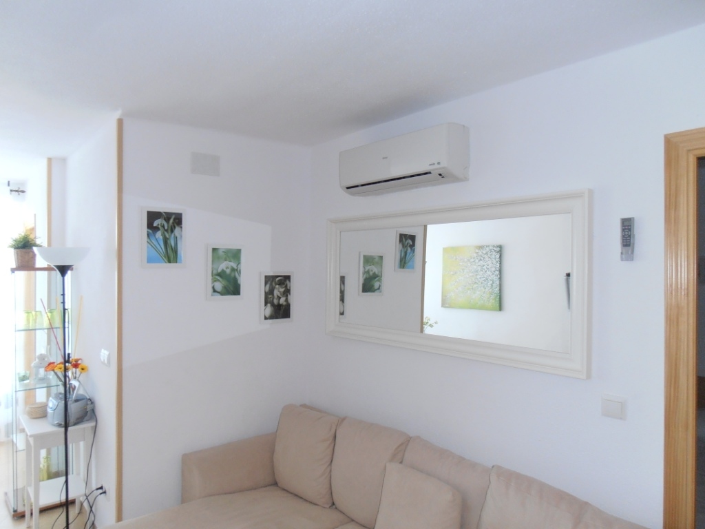 2 moderne Schlafzimmer mit Meerblick (Zentrum von Torrox Costa)