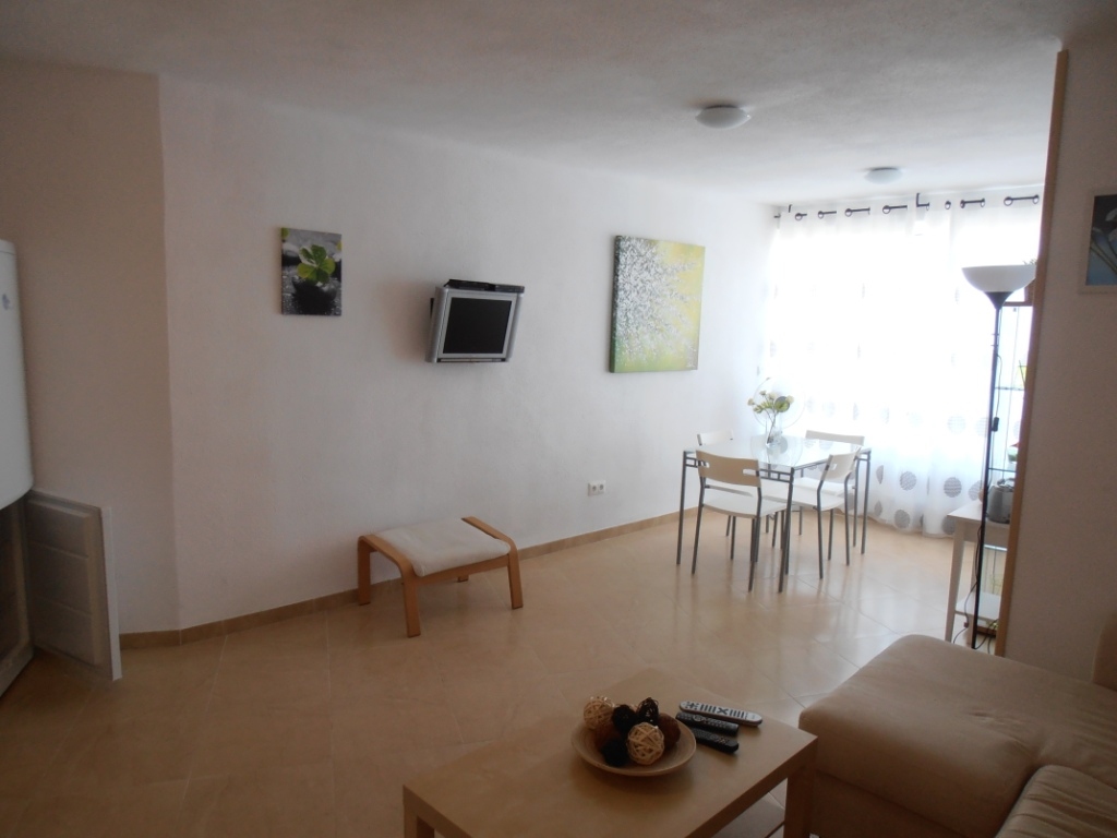 2 modern bedrooms with sea views (center of Torrox Costa)