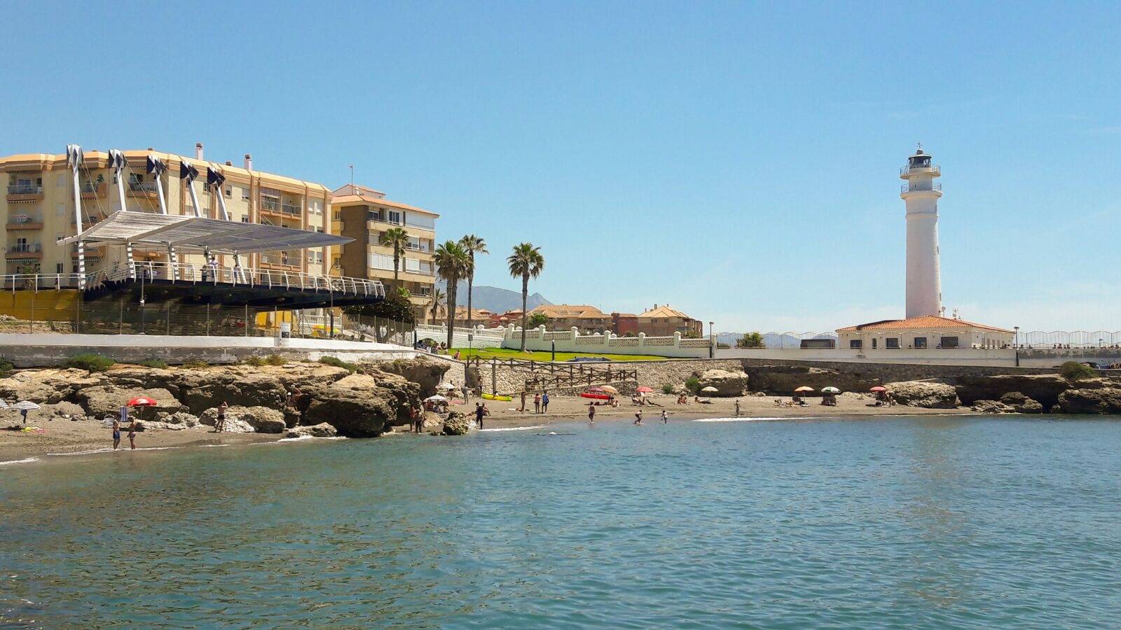 Spectaculaire avec luxe et vue sur la plage et la promenade de Ferrare.