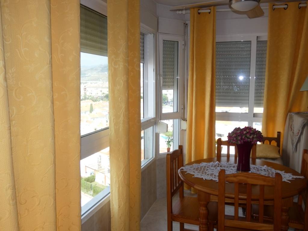 Low price rental 1st line beach in Torrox