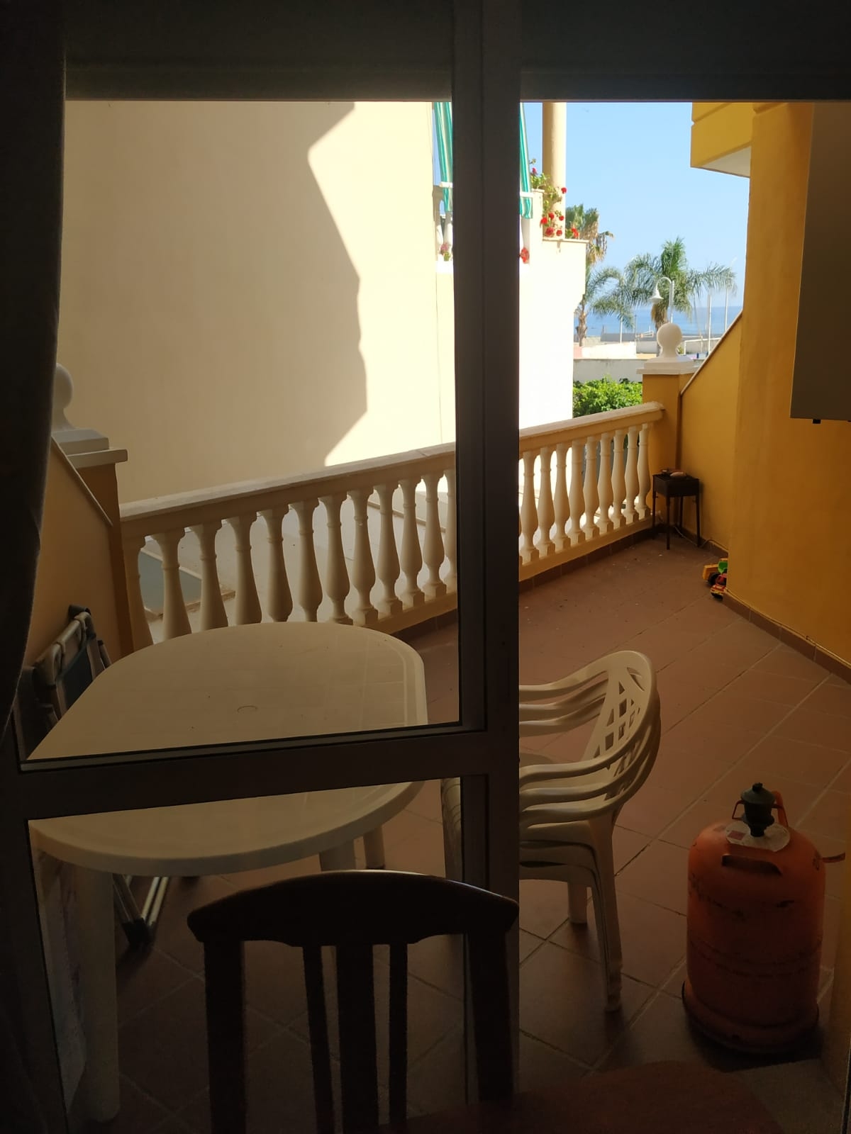 Two bedrooms patio + terrace 40 meters from the promenade, del Morche.(R)