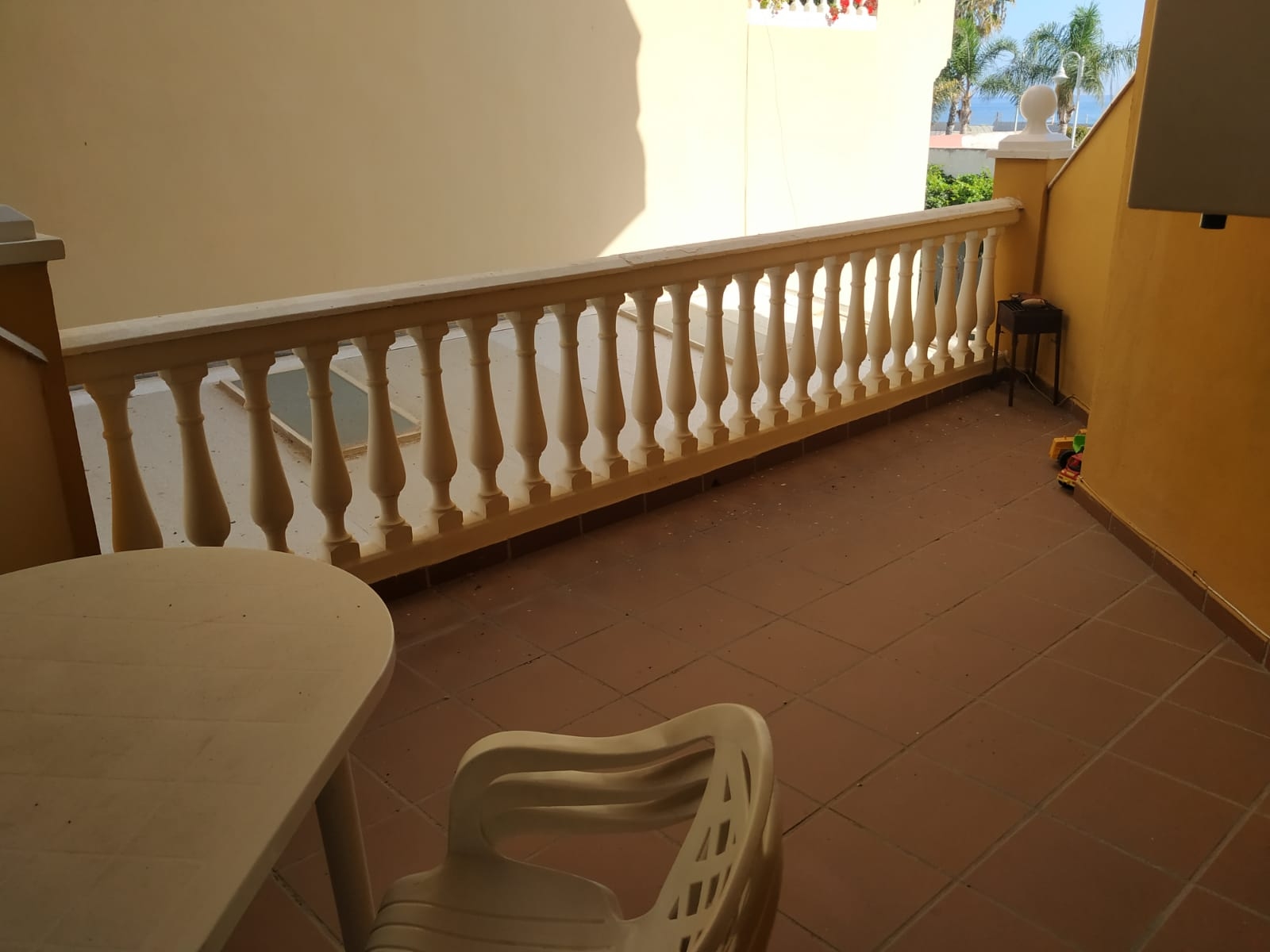 Two bedrooms patio + terrace 40 meters from the promenade, del Morche.(R)