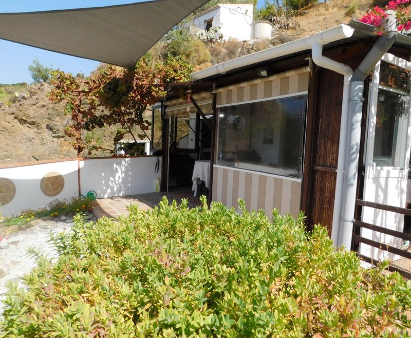 Hus uavhengig 2 sovesaler 2 baños 10 minutter fra Torrox