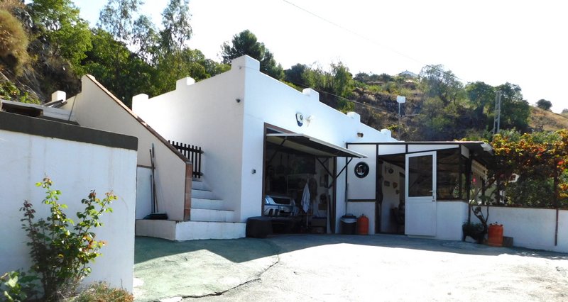 Hus uavhengig 2 sovesaler 2 baños 10 minutter fra Torrox