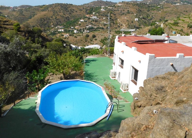 Hus uavhengig 2 sovesaler 2 baños 10 minutter fra Torrox
