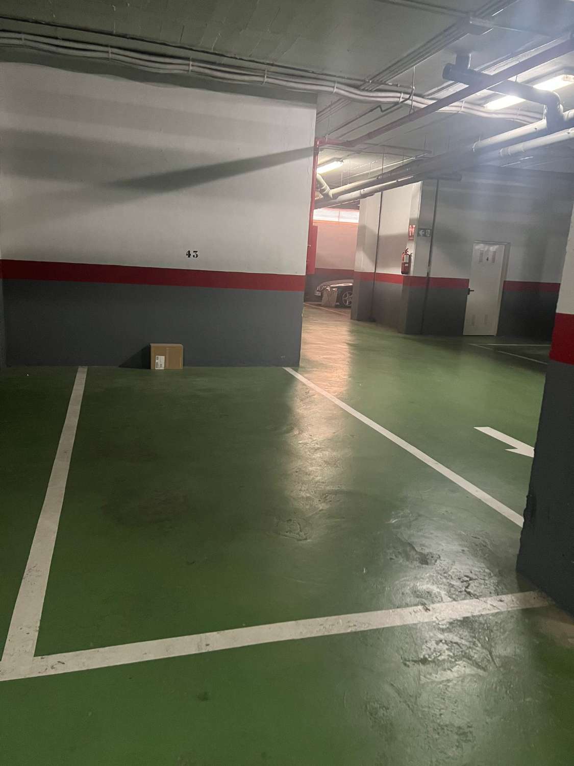 Practico y confort  3 dormitorios 2 baños + plaza de parking + trastero + terraza ático (CENTRO)