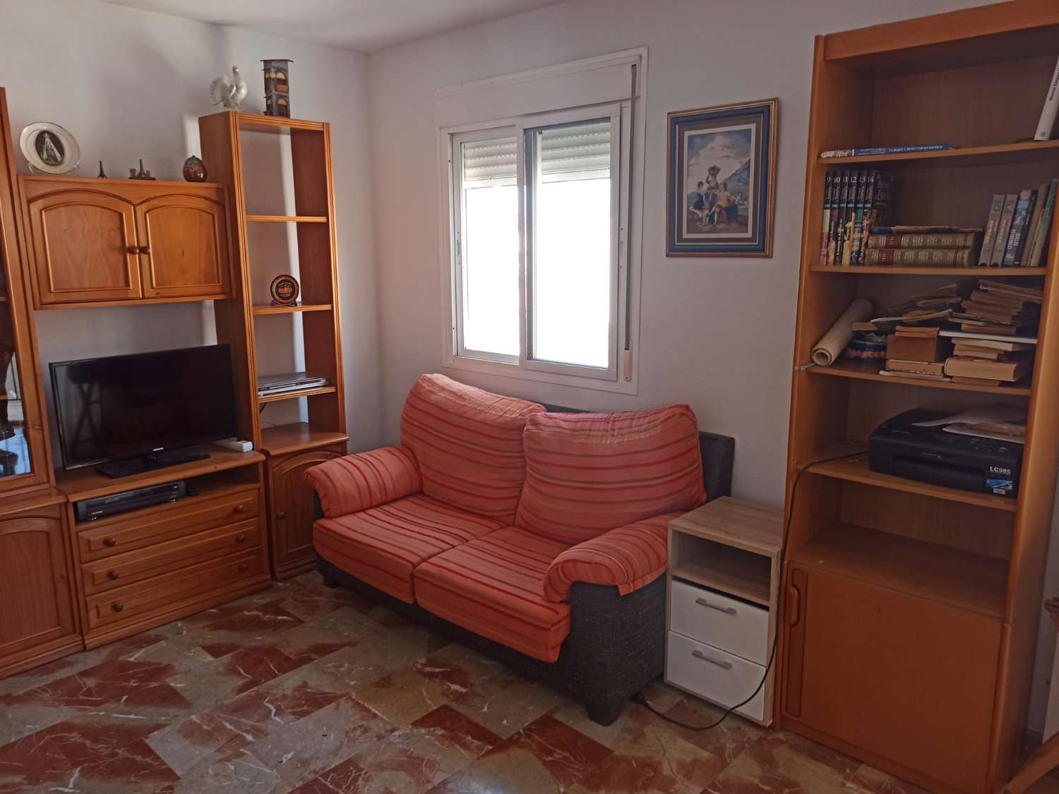 Tres dormitorios 1 baño mas  terracitas,  a 100 metros de playa El Morche