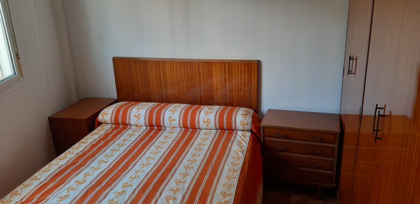 3 dormitorios 1 baño mas  terracitas a 100 metros de playa El Morche