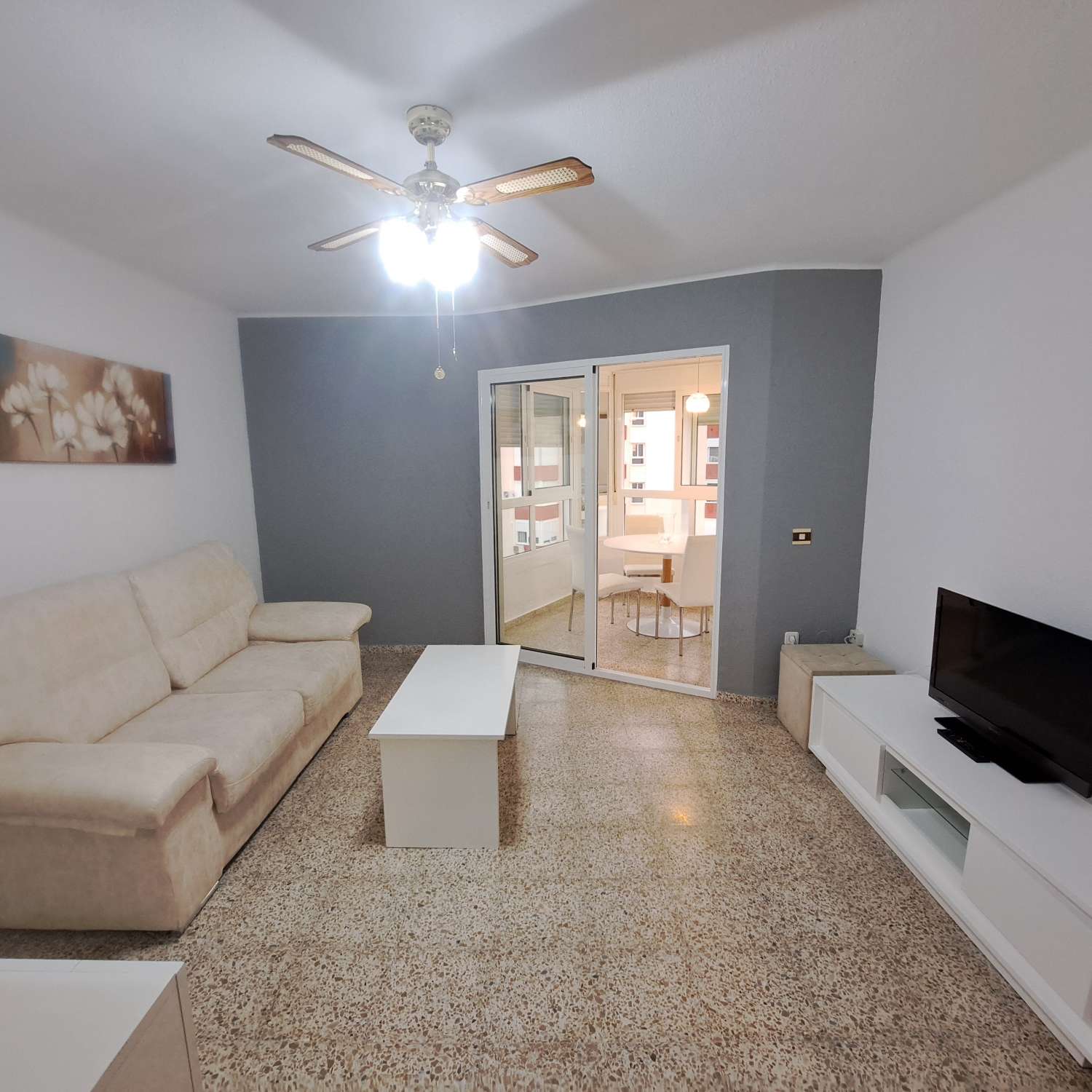 Nice apart located 100 meters from Ferrara beach (2nd line of the beach)