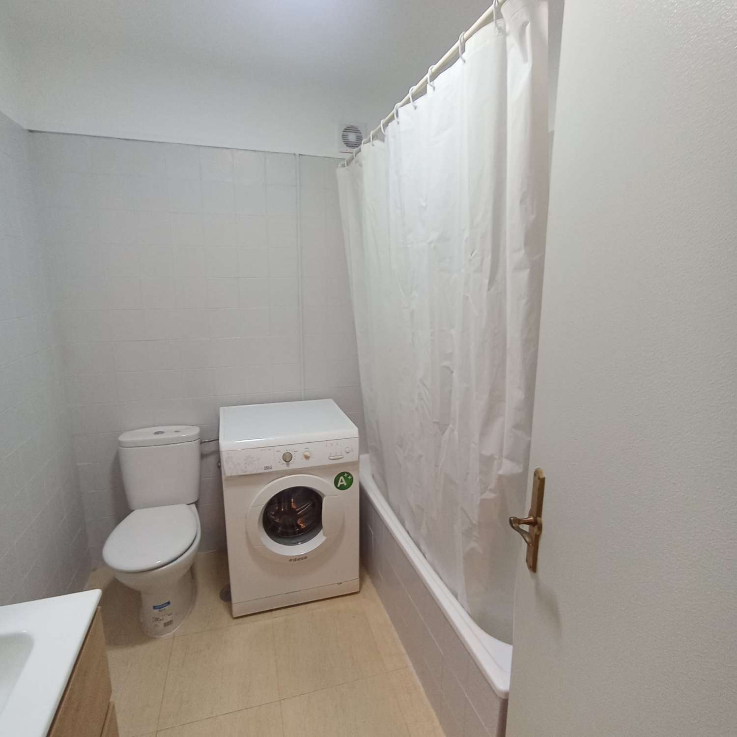 ACOGEDOR apartamento  ubicado a 70 metros de playa Ferrara (2ª linea de playa)