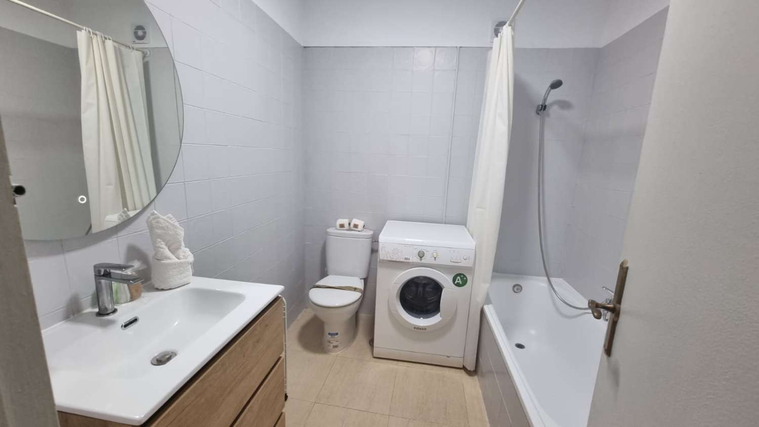 ACOGEDOR apartamento  ubicado a 70 metros de playa Ferrara (2ª linea de playa)