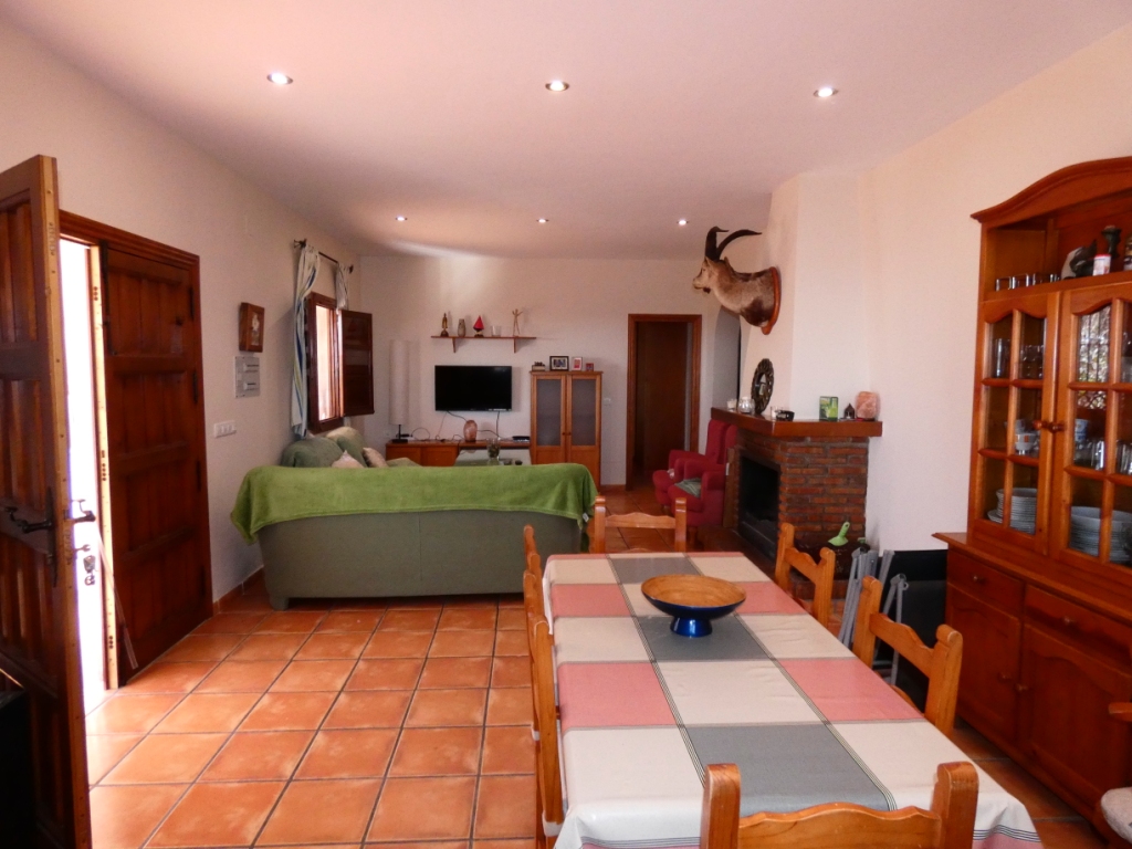 Chalet-Rustico,  con piscina vistas despejadas, cercano a Torrox pueblo