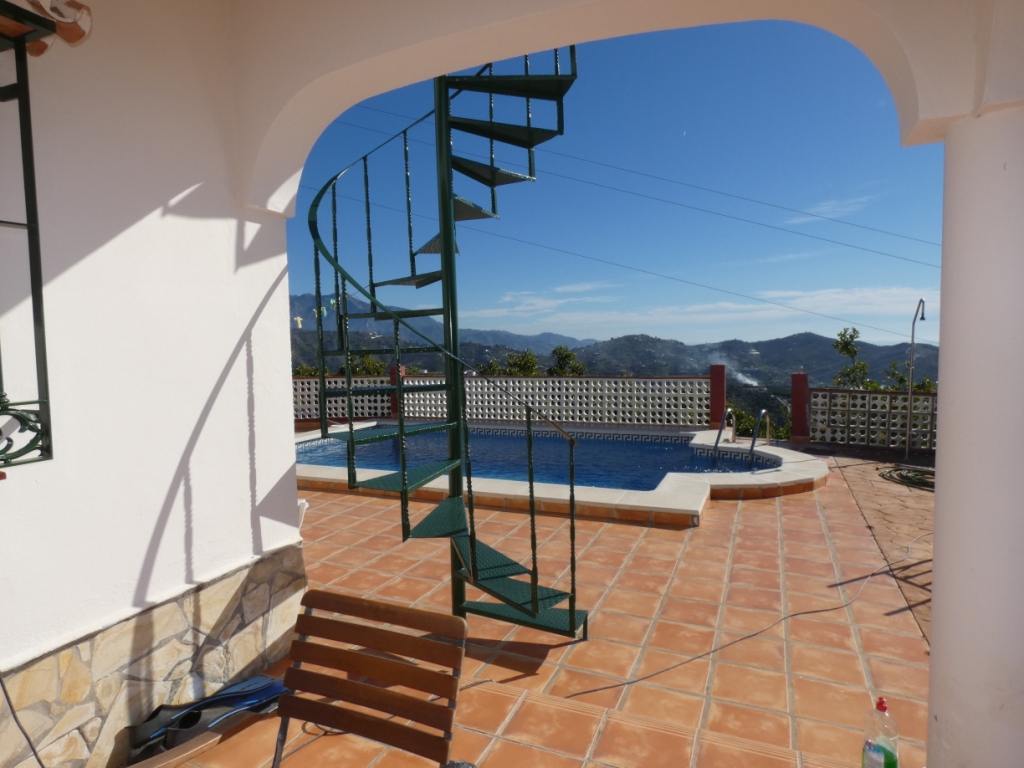 Chalet-Rustico,  con piscina vistas despejadas, cercano a Torrox pueblo