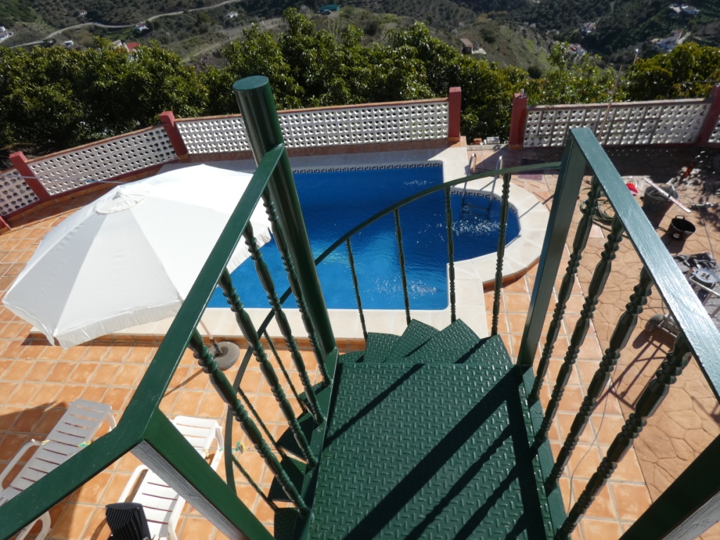Chalet-Rustico,  con piscina vistas despejadas, cercano a Torrox pueblo