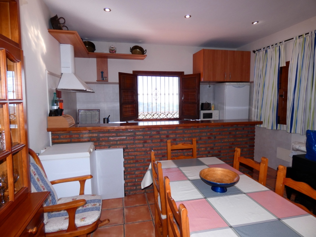 Chalet-Rustico,  con piscina vistas despejadas, cercano a Torrox pueblo