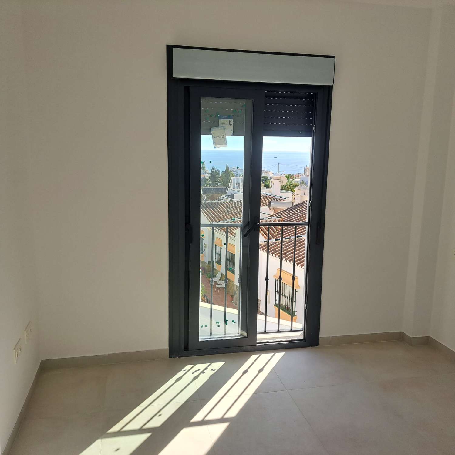 MODERNO CHALET en lo alto de la colina (urb Vistamar) Torrox Park-Malaga.