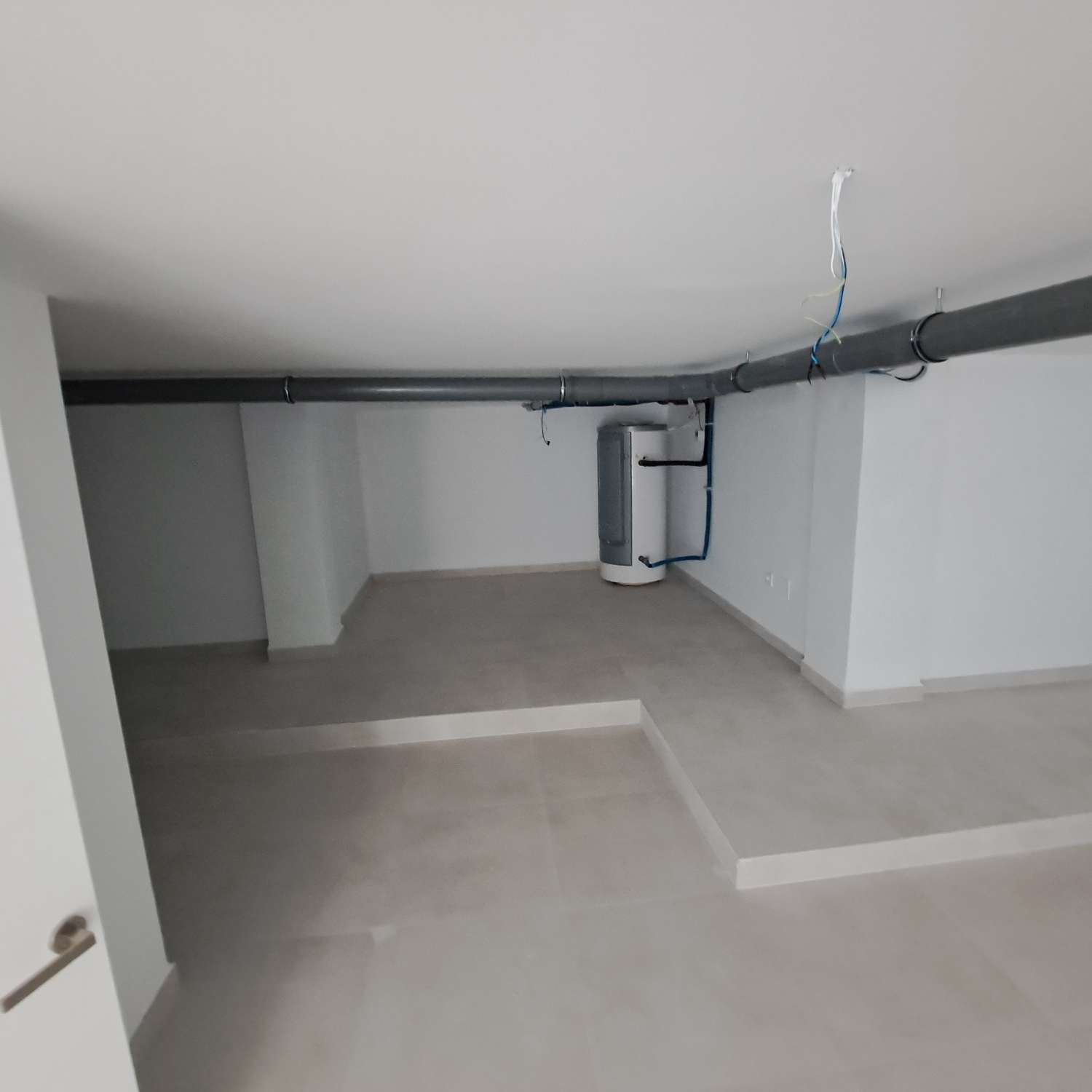 MODERNO CHALET en lo alto de la colina (urb Vistamar) Torrox Park-Malaga.