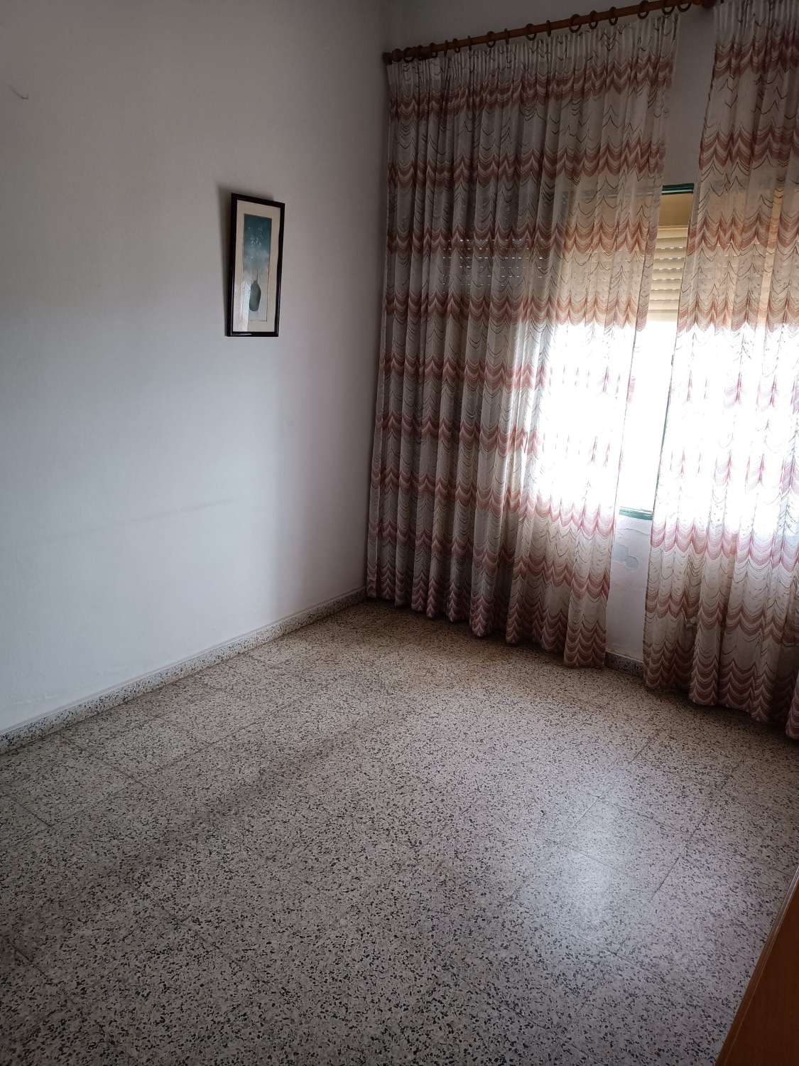 Two apartments plus a plot in Torrox Pueblo.