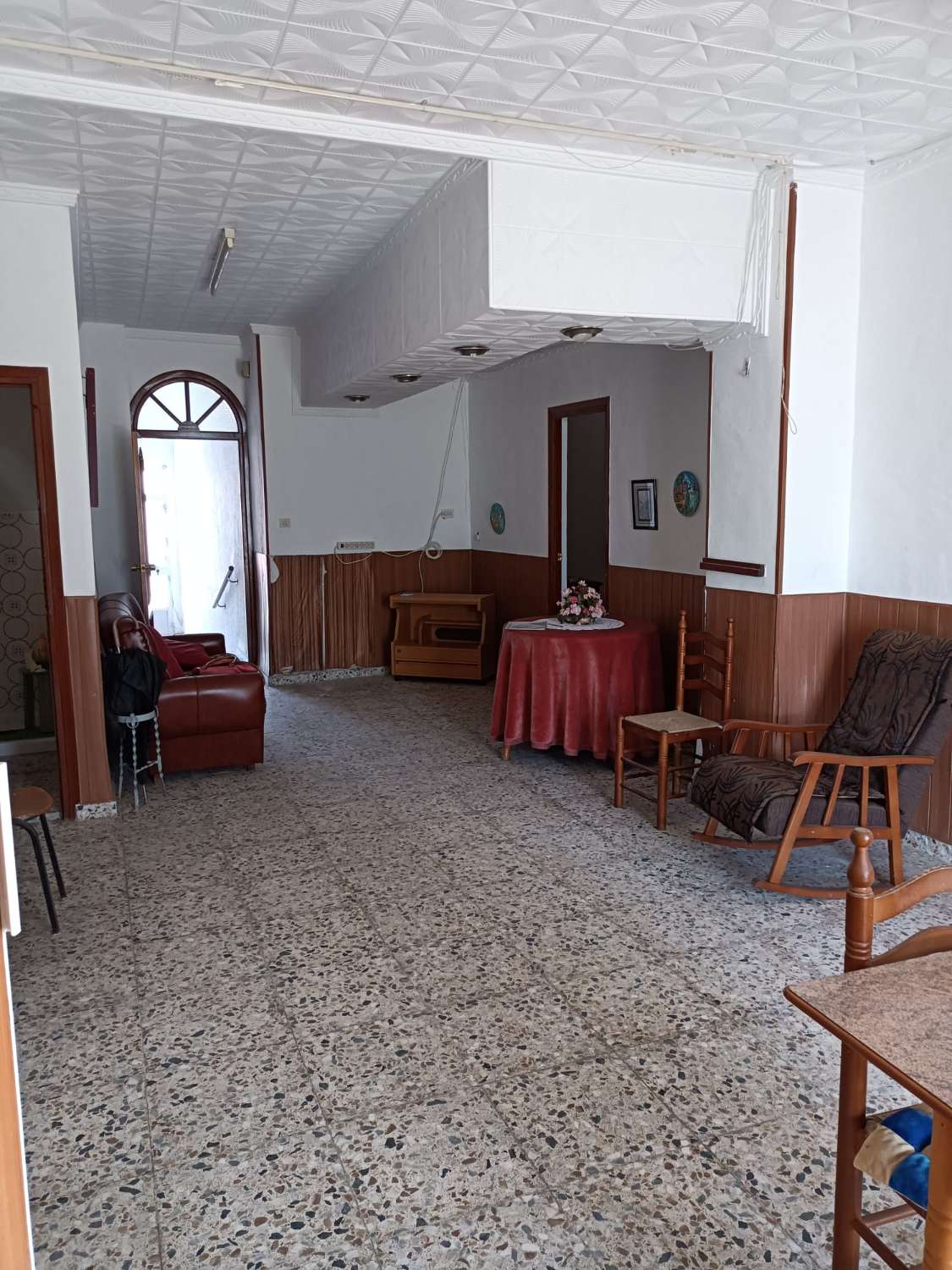 Two apartments plus a plot in Torrox Pueblo.