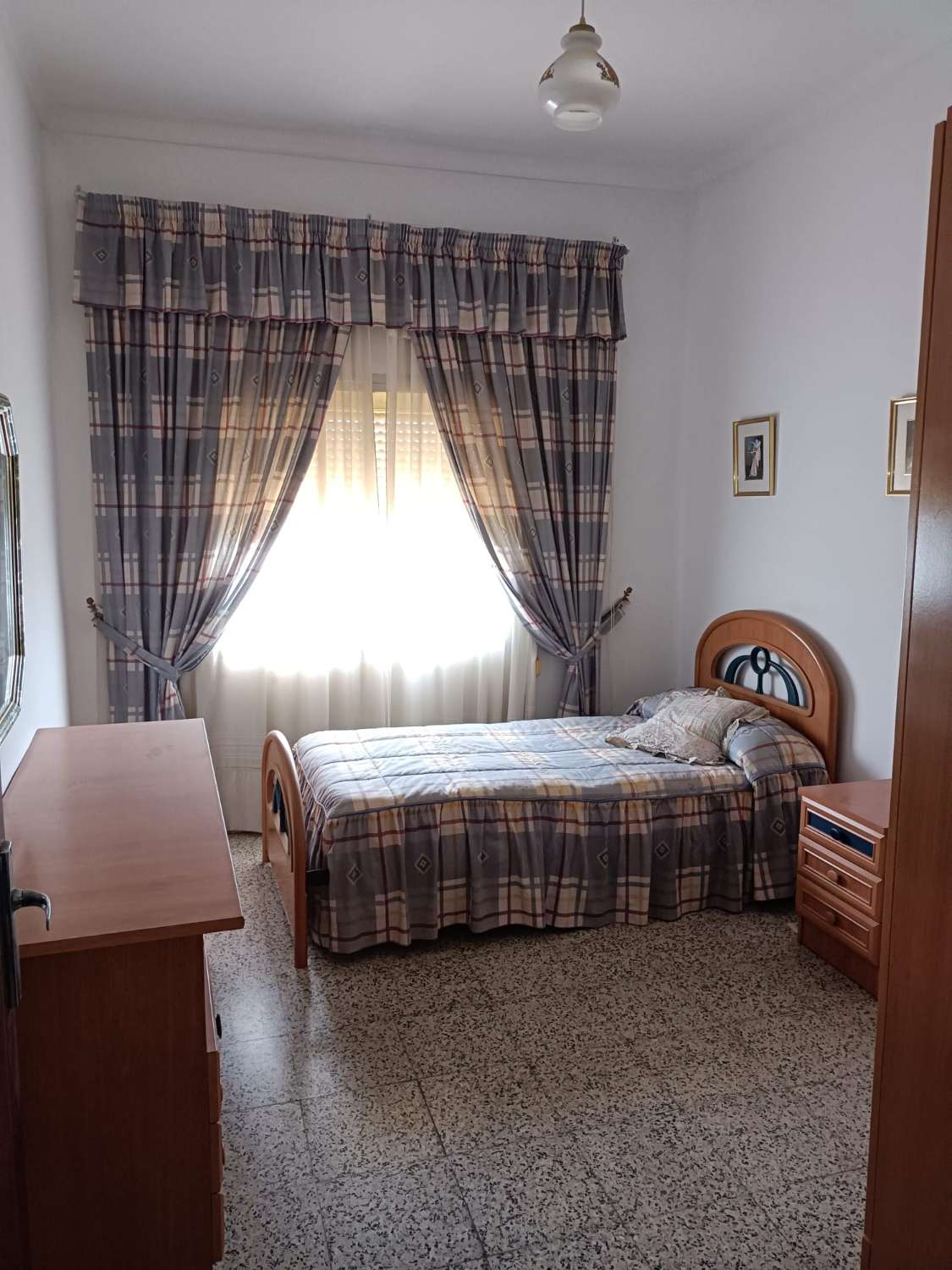 Two apartments plus a plot in Torrox Pueblo.