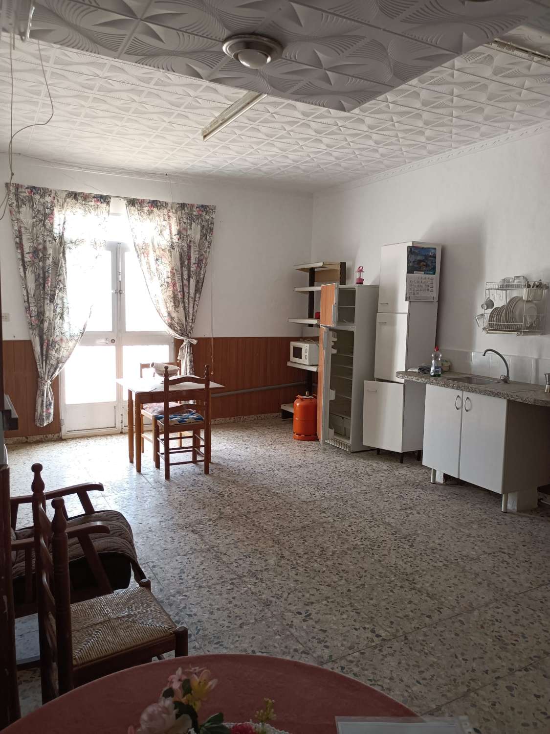 Two apartments plus a plot in Torrox Pueblo.