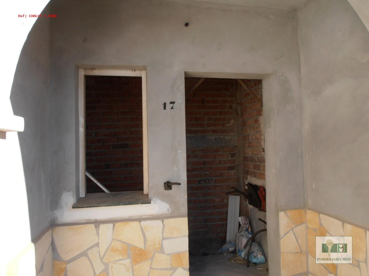 Chalet a terminar de construir en excepcional zona Torrox Park