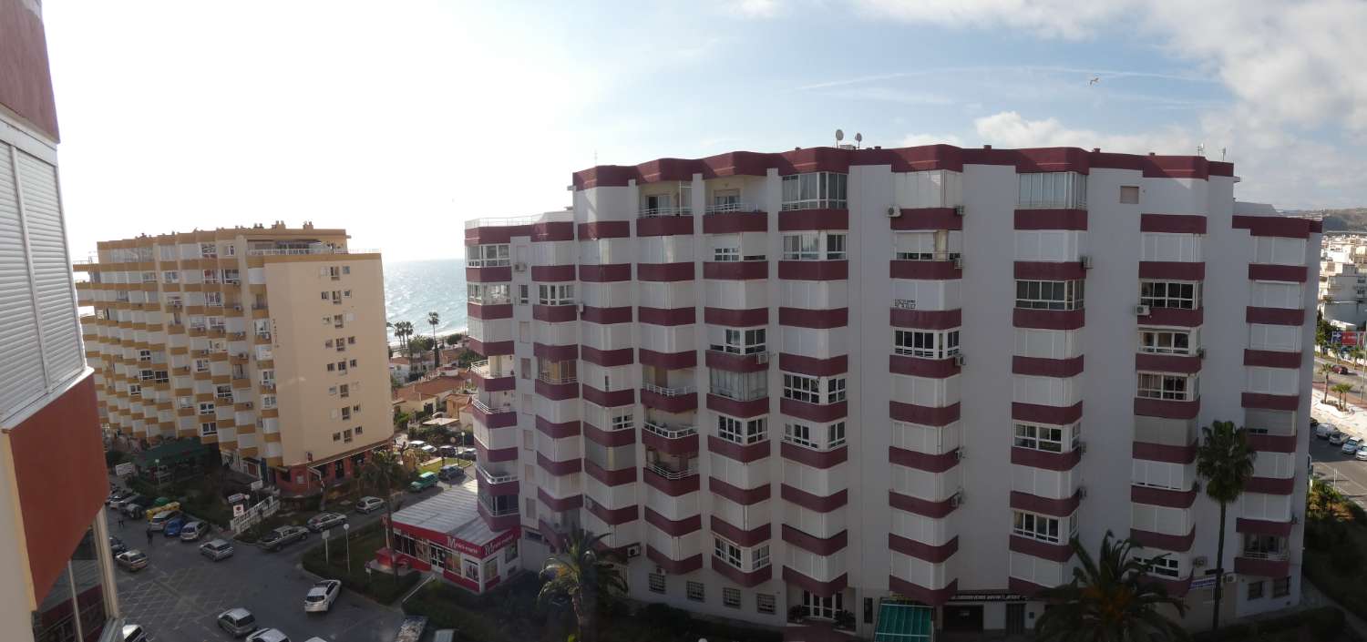 Nice and modern studio with sea views (downtown)