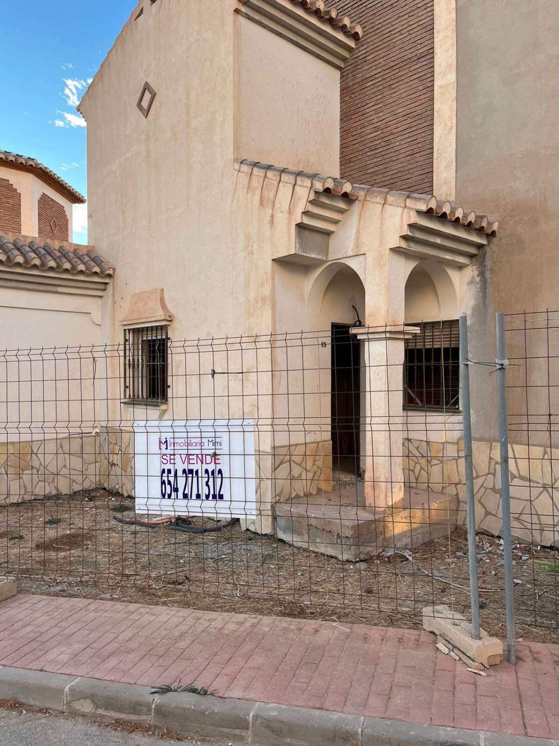 Smuk villa nr. 52, uafhængig på toppen af en bakke (Vistamar)