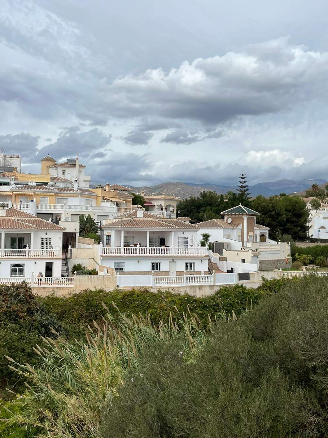 Beautiful villa nº 52, independent on top of a hill (Vistamar)