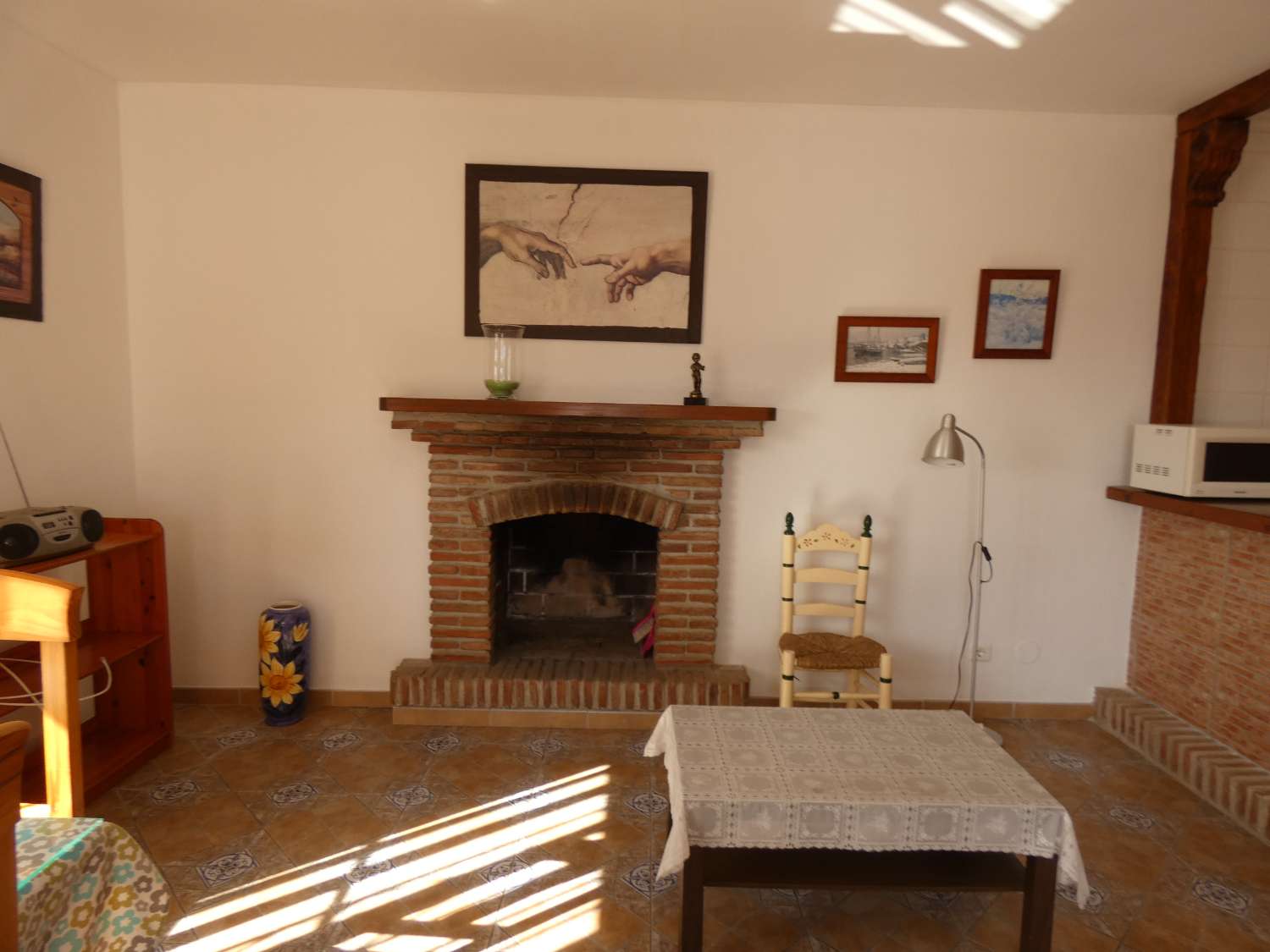 BEAUTIFUL VILLA IN EXCELLENT CONDITION IN BARRANCO PLANO ALTO.