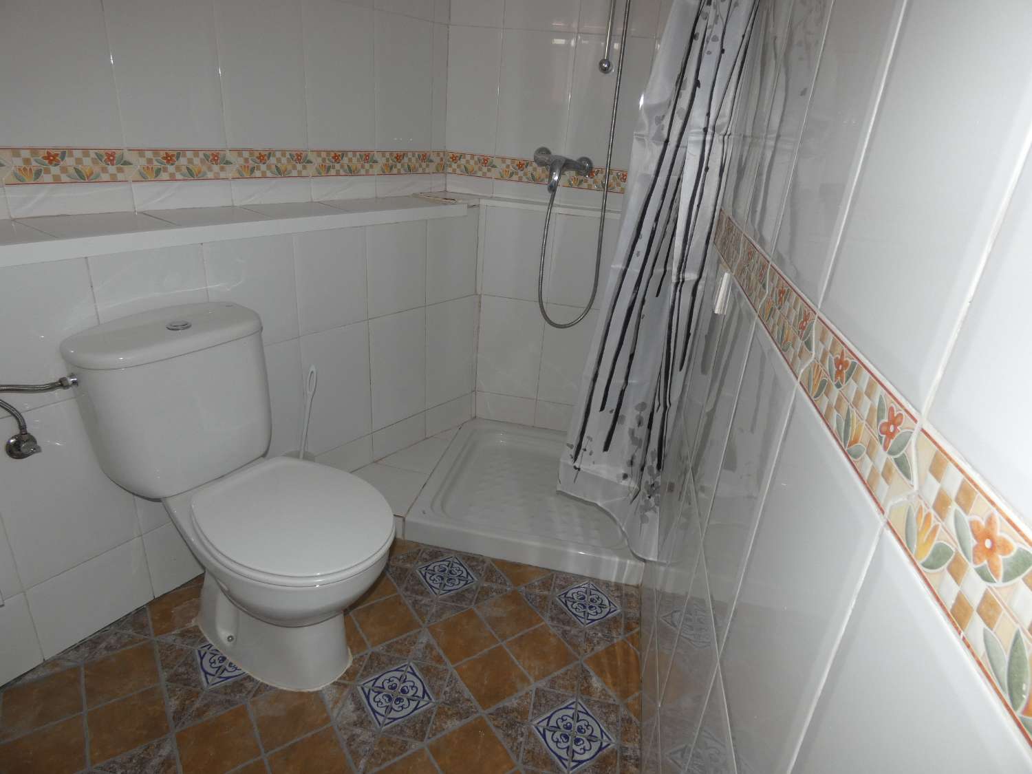 BONITO CHALET  EN EXCELENTE ESTADO EN MONTE ALEGRE-TORROX