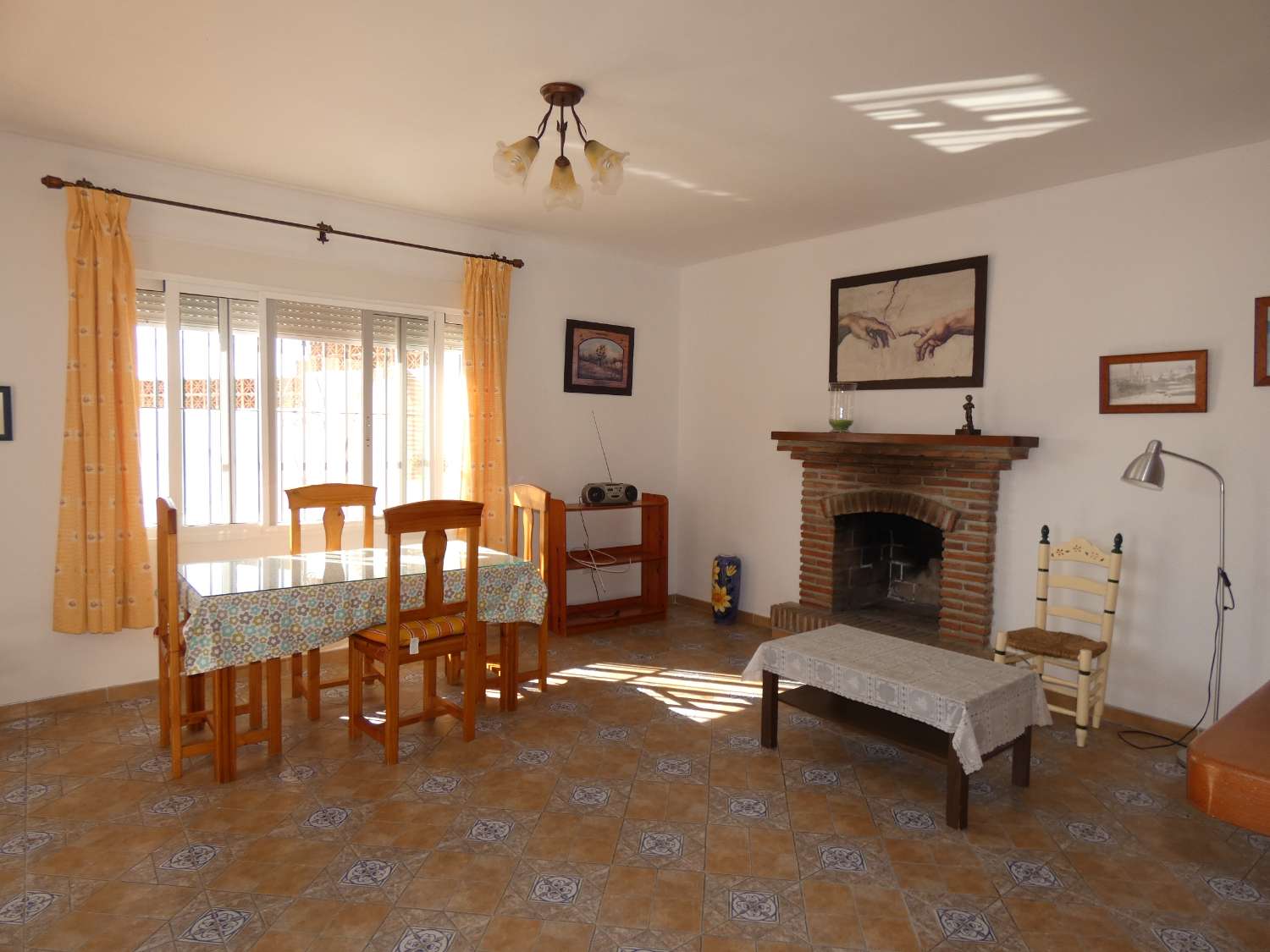 BEAUTIFUL VILLA IN EXCELLENT CONDITION IN BARRANCO PLANO ALTO.