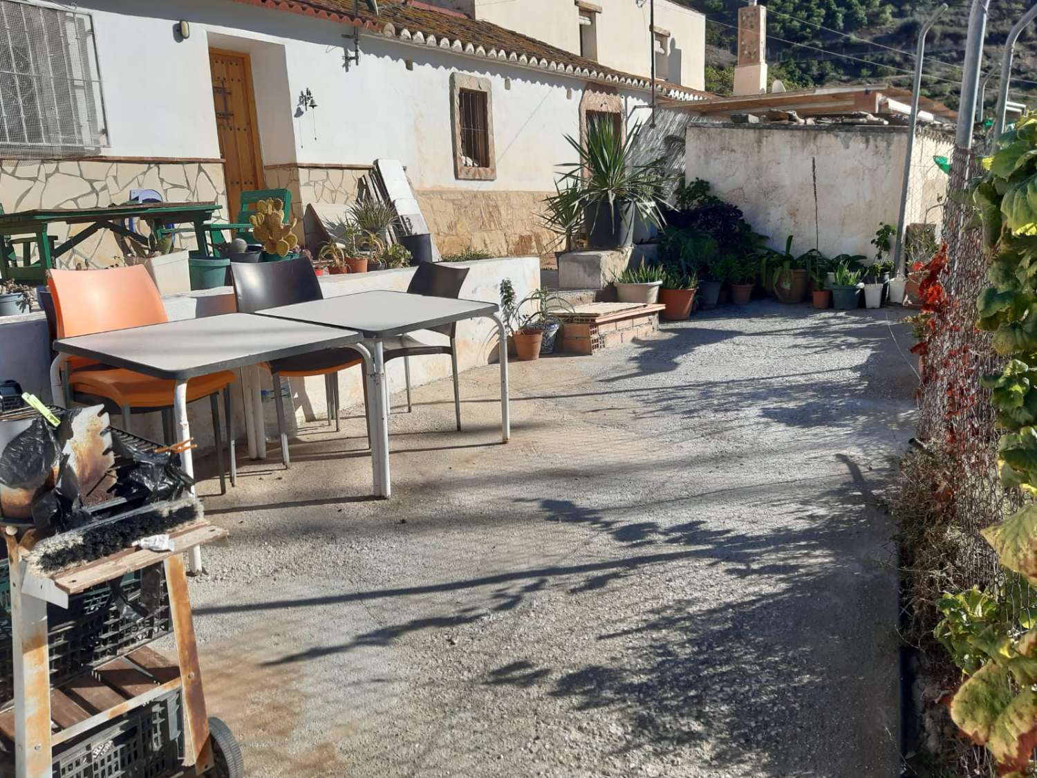 Casa rustica reformada  a 3 km de la playa de Torrox Costa