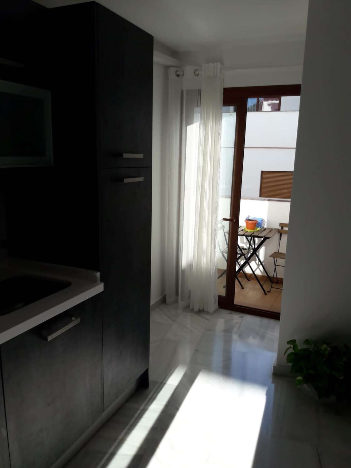 ESTUDIO ubicado en excepcional zona,  Las Carmelitas.